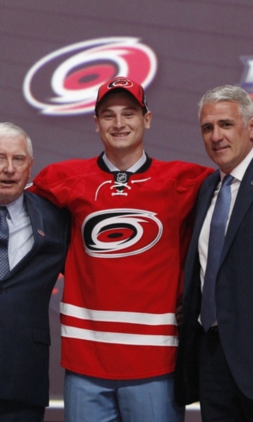 Julien Gauthier Helps Lead Canada Into the World Juniors Final